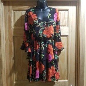 Express Floral Ruffle 3/4 Sleeve M Dress Blouson A-Line Ruffle Sleeve Detail